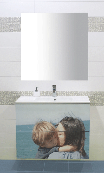 mueble de baño con foto impresa en el frontal