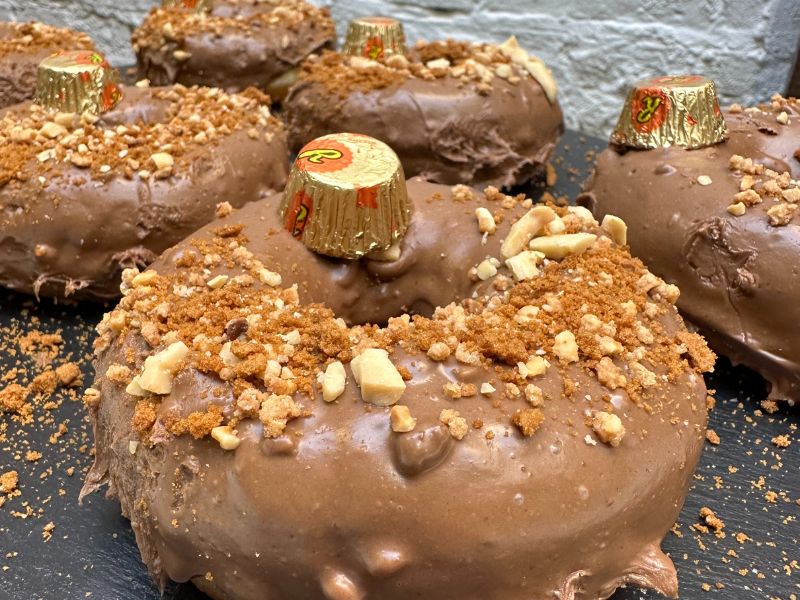 Dulces artesanales, donas de Reese's de Ioan